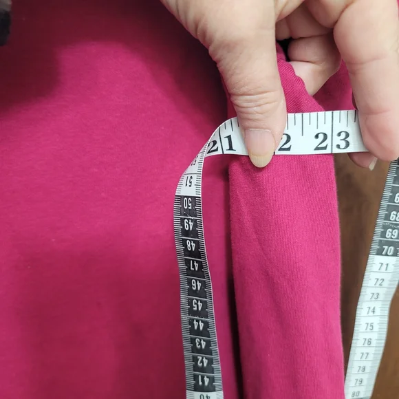 NWT. Hello Kitty and Friends Pink Kids Graphic Tee. Size L - Picture 10 of 10